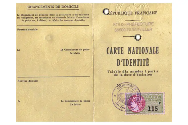 Dimension d'une carte d'identité